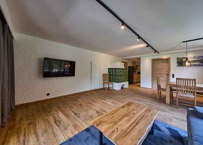 Westside 9 아파트